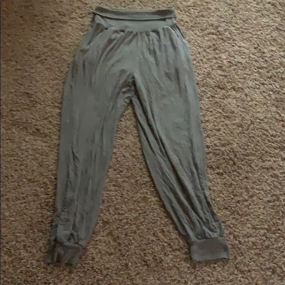 Aerie joggers